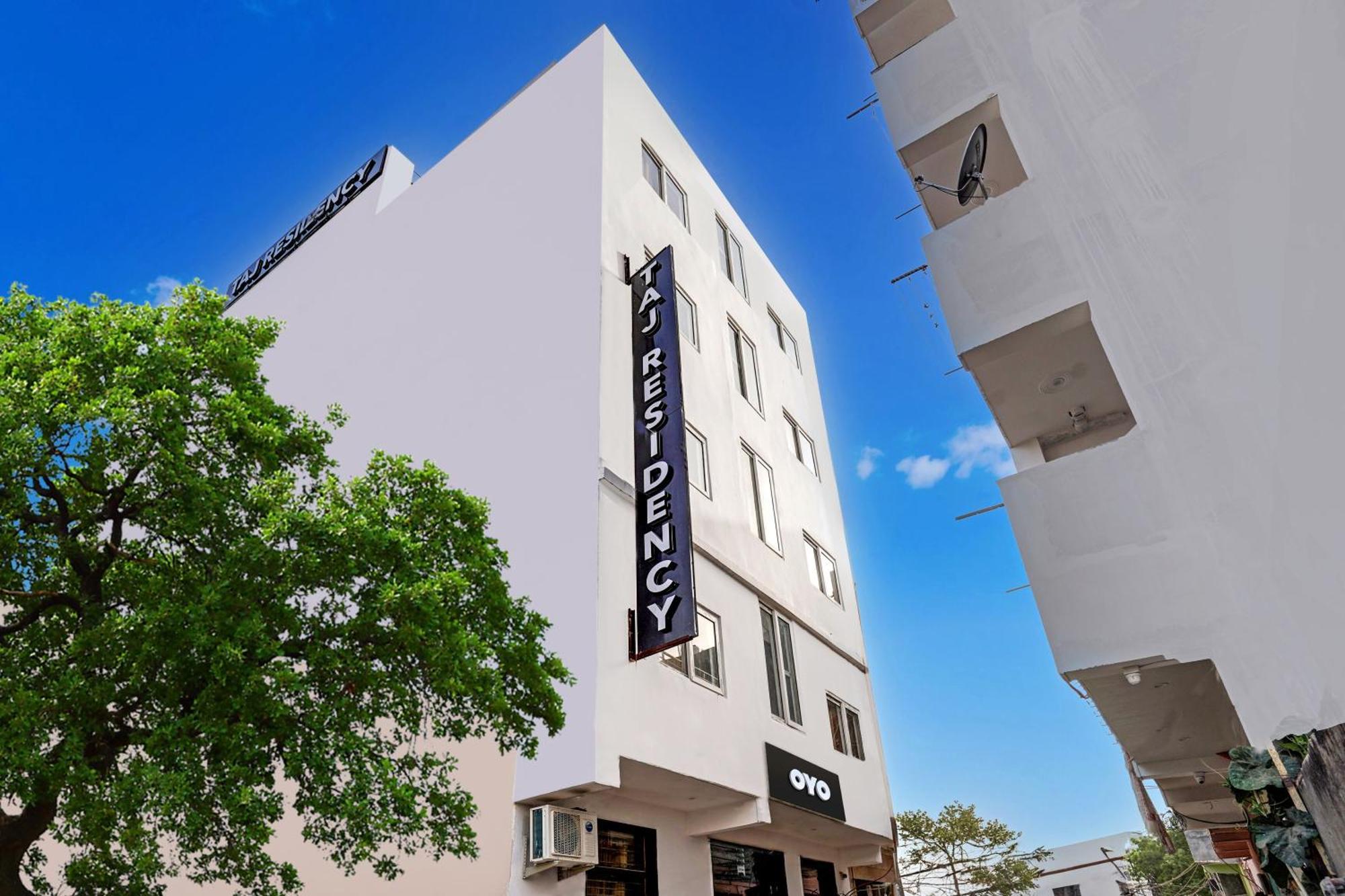 فندق Collection O Residency Near Dwarka Sector 21 Metro Station Kapas Hera المظهر الخارجي الصورة