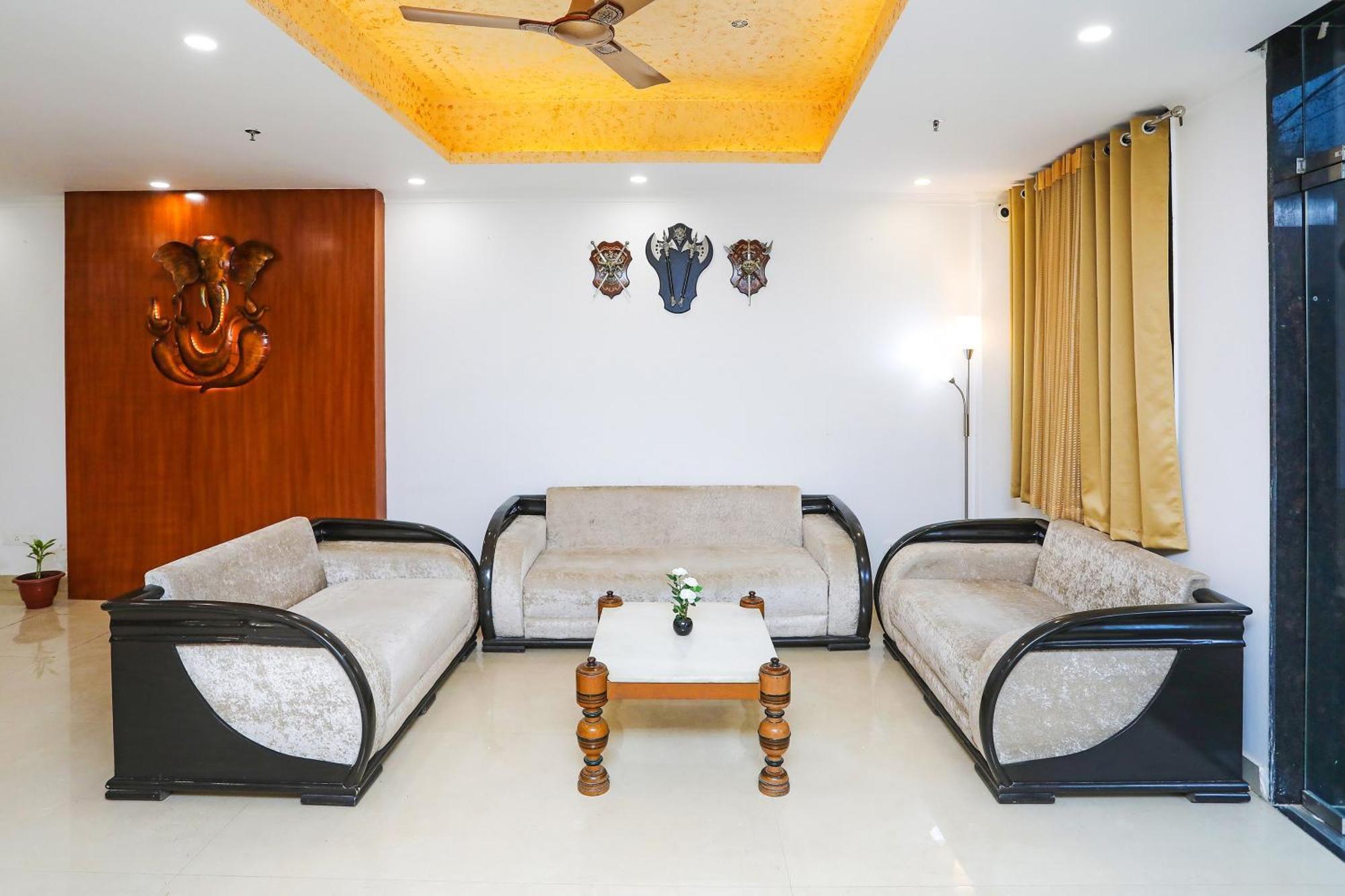فندق Collection O Residency Near Dwarka Sector 21 Metro Station Kapas Hera المظهر الخارجي الصورة